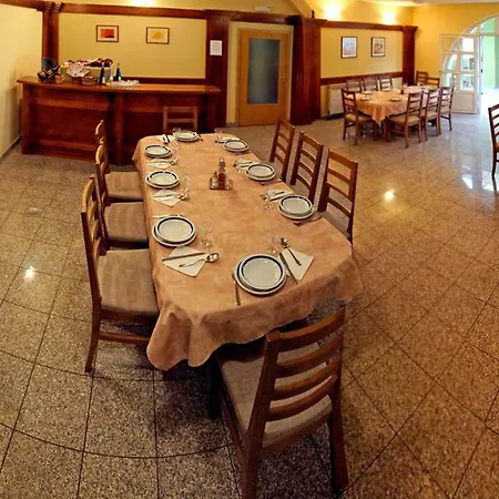 Anv Sobe Sivric - Vinoteka - Hotel 3*