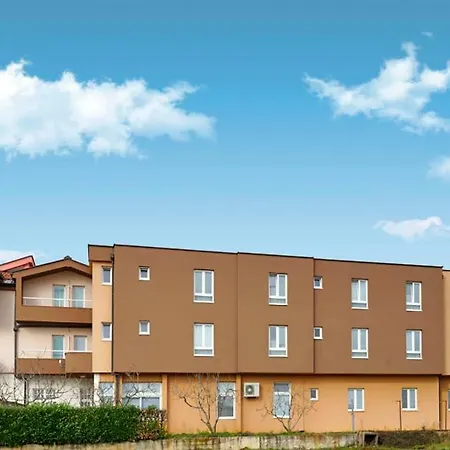 Hotel Anv Sobe Sivric - Vinoteka - 3*